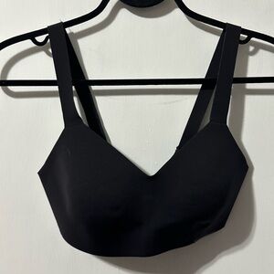 Lululemon Black Women's Bra 32dd adjustable straps